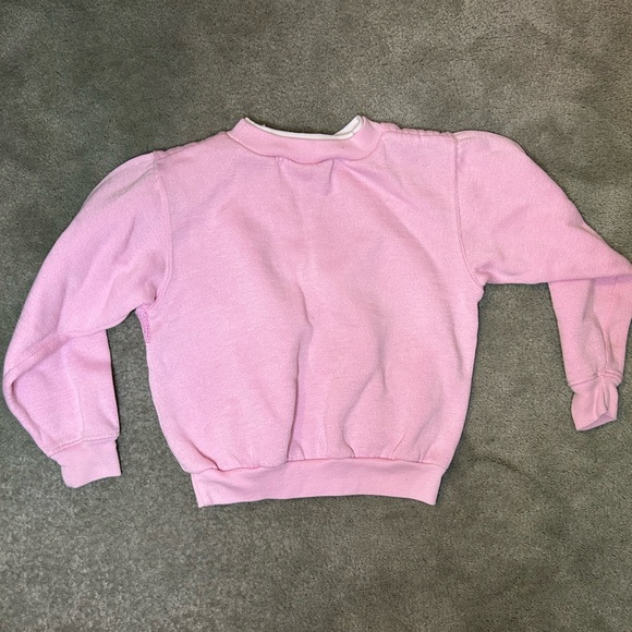 Vintage pink bear sweater in excellent condition! Tag size 6, fits more like 4t - Picture 2 of 5
